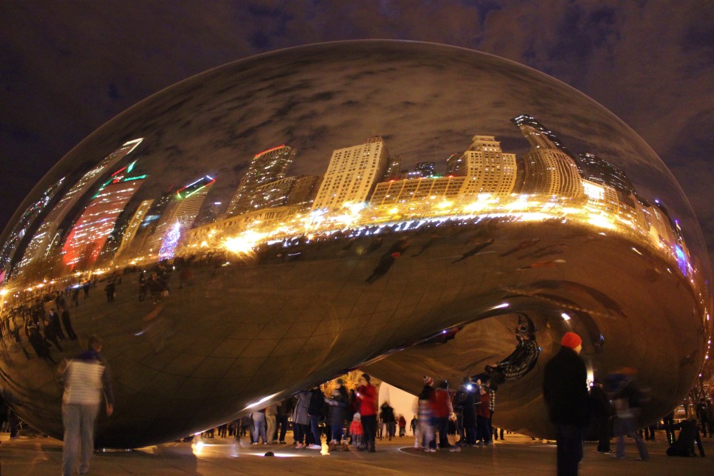 The Bean (Cloud Gate), Christmastime in Chicago