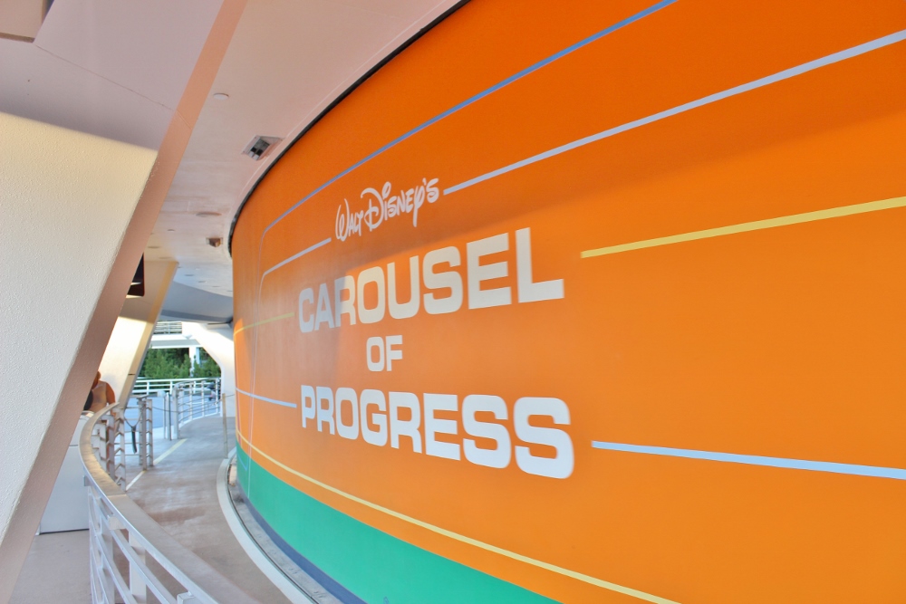 Disney Magic Kingdom - Walt Disney's Carousel of Progress