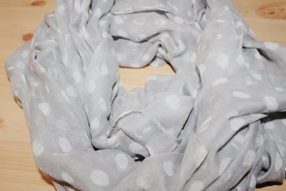 Packing List Must Haves: Large Scarf